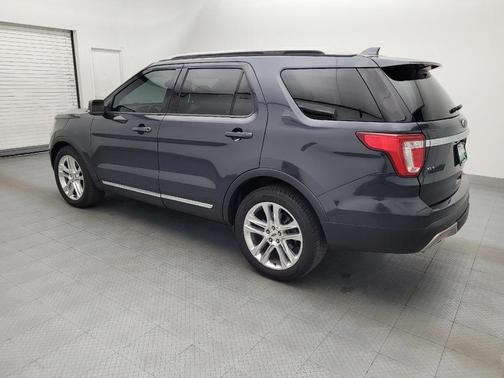 Gray 2017 Ford Explorer XLT