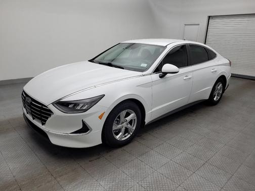 Quartz White 2020 Hyundai SONATA SE