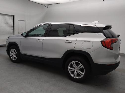Quicksilver Metallic 2018 GMC Terrain SLE