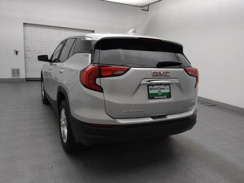 Quicksilver Metallic 2018 GMC Terrain SLE
