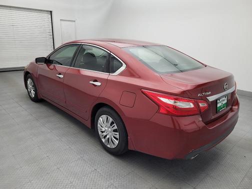 Cayenne Red 2016 Nissan Altima 2.5 S