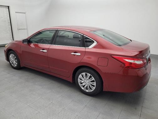 Cayenne Red 2016 Nissan Altima 2.5 S