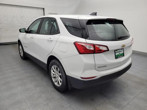Summit White 2021 Chevrolet Equinox LS