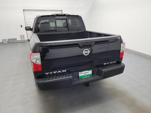 Magnetic Black 2018 Nissan Titan SV