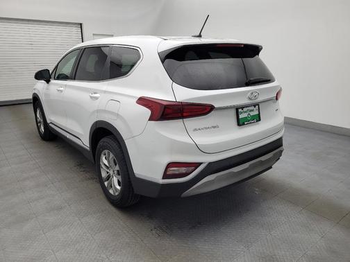2019 Hyundai SANTA FE SE 2.4