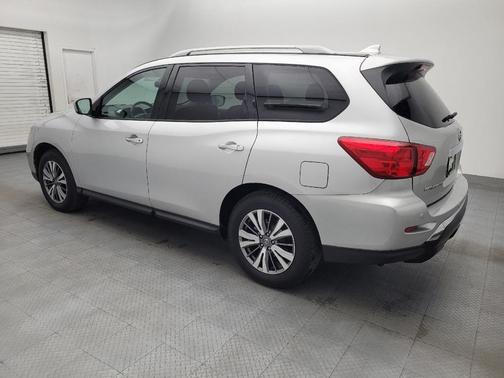 Brilliant Silver Metallic 2019 Nissan Pathfinder SV