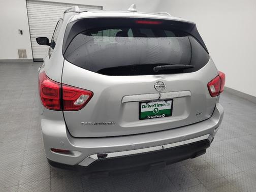 Brilliant Silver Metallic 2019 Nissan Pathfinder SV