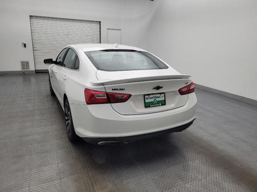 2020 Chevrolet Malibu FWD RS