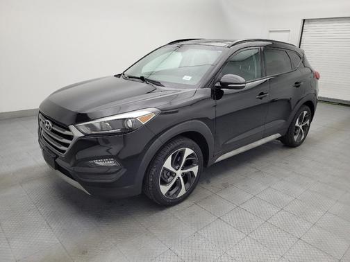 Black Noir Pearl 2018 Hyundai TUCSON Value