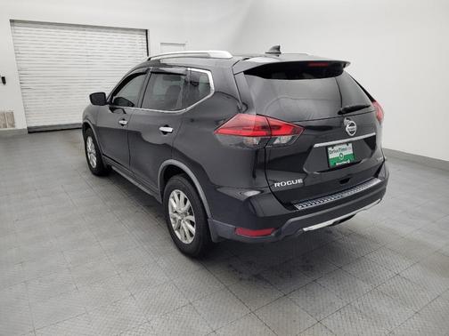Magnetic Black 2018 Nissan Rogue SV