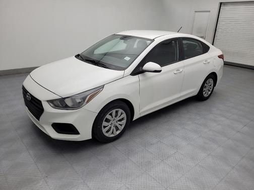 2019 Hyundai Accent SE
