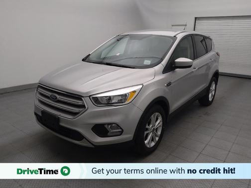 Ingot Silver Metallic 2019 Ford Escape SE