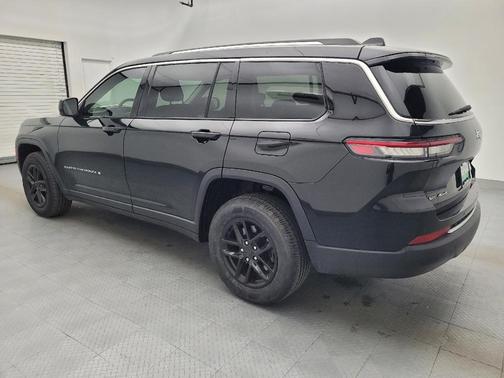 2022 Jeep Grand Cherokee L Laredo