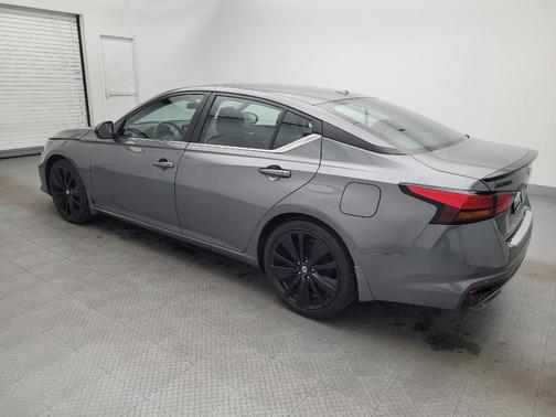 2022 Nissan Altima SR FWD