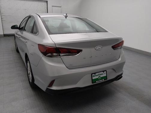 2018 Hyundai SONATA SE