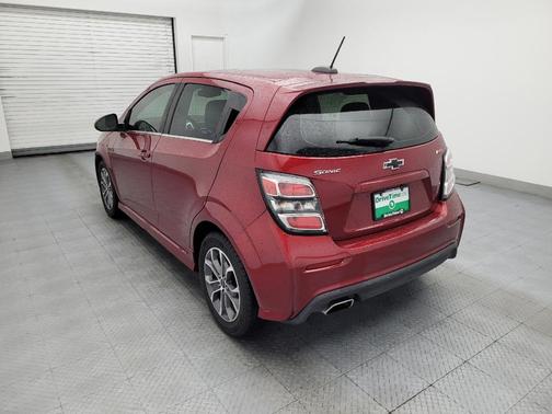 Cajun Red Tintcoat 2020 Chevrolet Sonic FWD Hatchback LT 5-Door