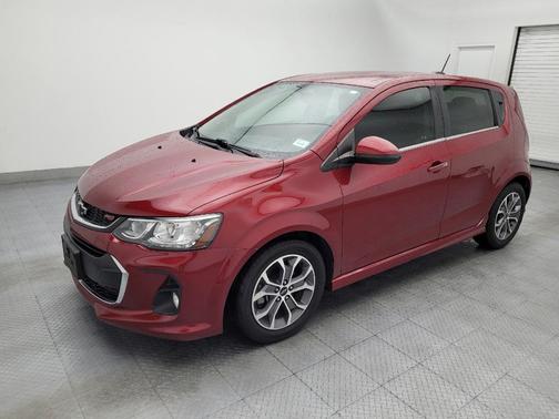 Cajun Red Tintcoat 2020 Chevrolet Sonic FWD Hatchback LT 5-Door