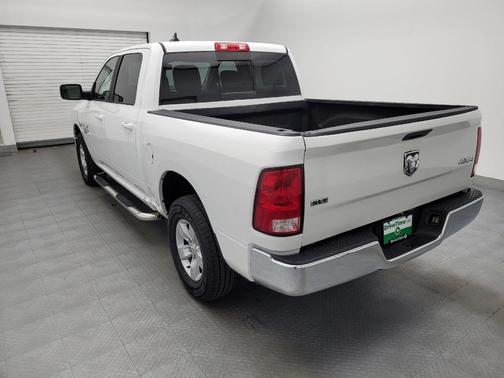 2019 RAM 1500 SLT