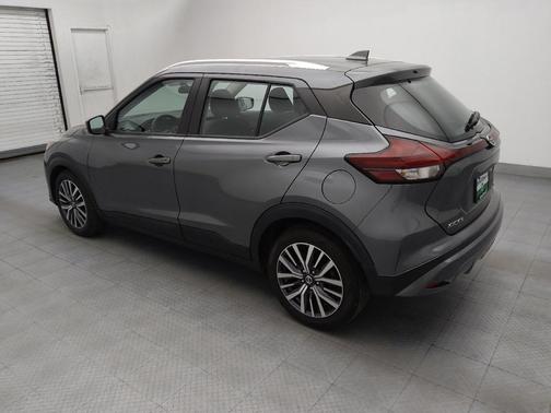 Gray 2021 Nissan Kicks SV