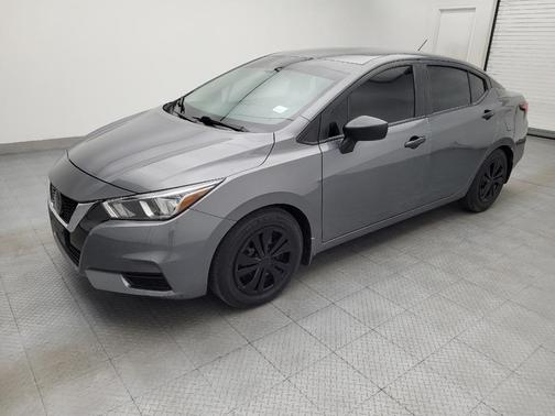Gun Metallic 2020 Nissan Versa 1.6 S