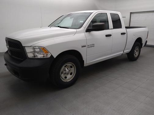 Bright White Clearcoat 2017 RAM 1500 Tradesman