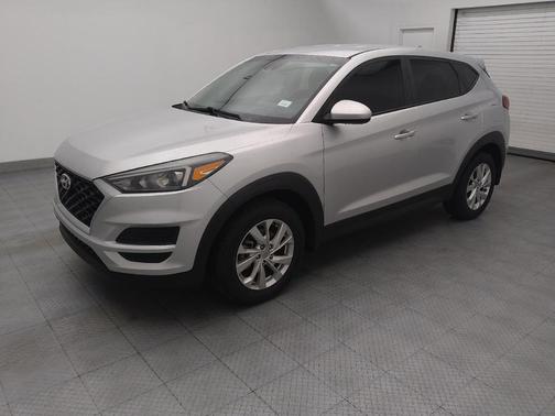 Molten Silver 2019 Hyundai TUCSON SE