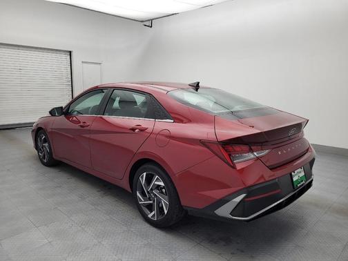 2025 Hyundai ELANTRA SEL