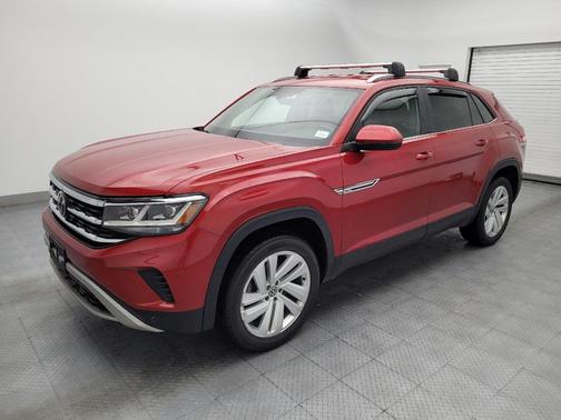 Aurora Red Metallic 2020 Volkswagen Atlas Cross Sport 3.6L V6 SE w/Technology