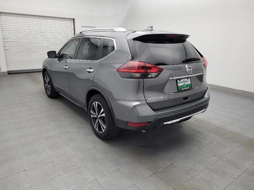 Gun Metallic 2019 Nissan Rogue SV
