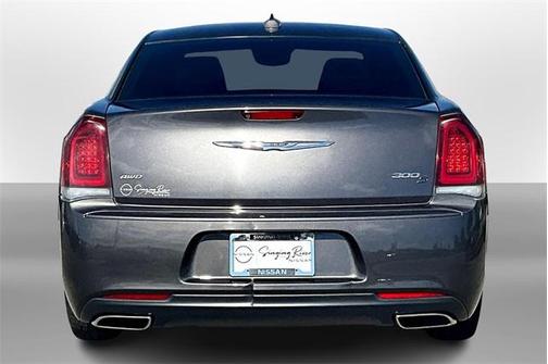 2019 Chrysler 300 S