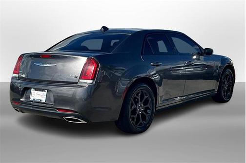 2019 Chrysler 300 S