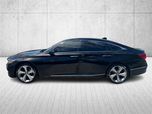 2019 Honda Accord Touring 2.0T