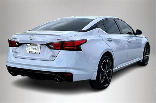 2024 Nissan Altima SR Intelligent AWD