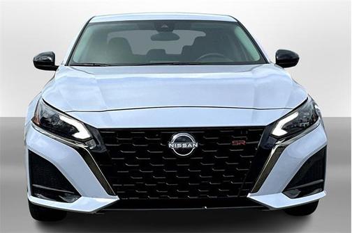 2024 Nissan Altima SR Intelligent AWD