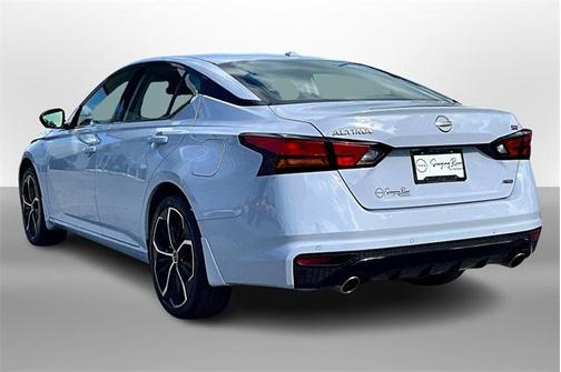 2025 Nissan Altima SR AWD