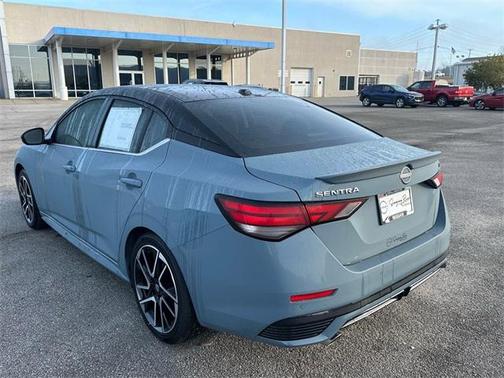 2025 Nissan Sentra SR