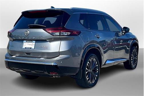 2024 Nissan Rogue Platinum