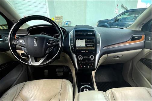 2017 Lincoln MKC Select
