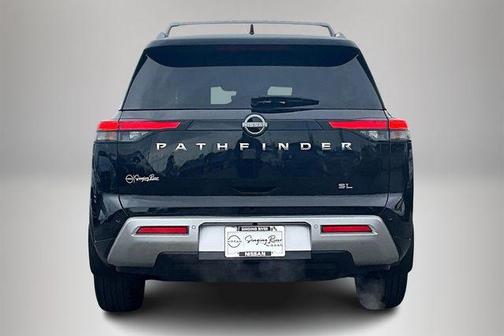 2025 Nissan Pathfinder SL FWD