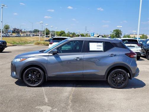 2024 Nissan Kicks SV