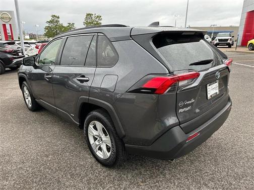 2019 Toyota RAV4 Hybrid XLE