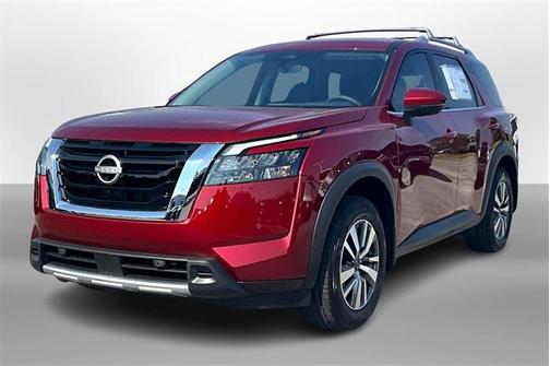 2025 Nissan Pathfinder SL FWD