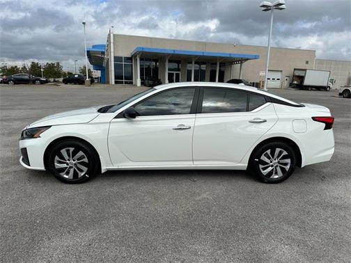 2025 Nissan Altima S FWD