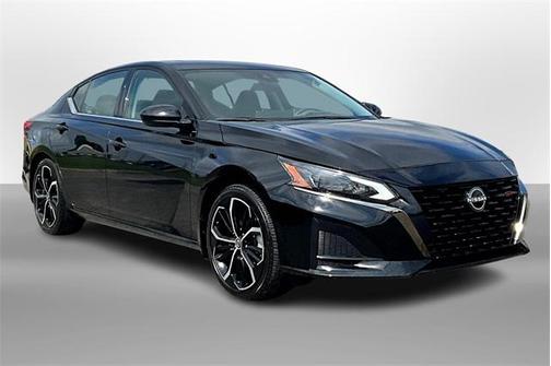 2024 Nissan Altima SR FWD