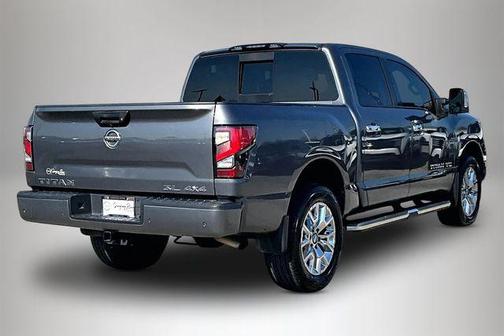 2020 Nissan Titan SL