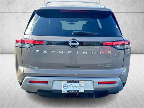 2024 Nissan Pathfinder Platinum 4WD