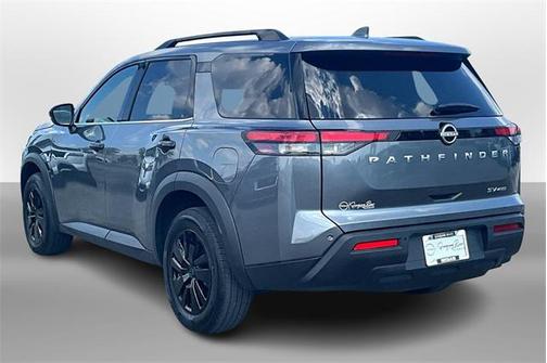 2024 Nissan Pathfinder SV 4WD