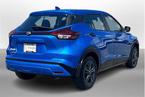 2022 Nissan Kicks S