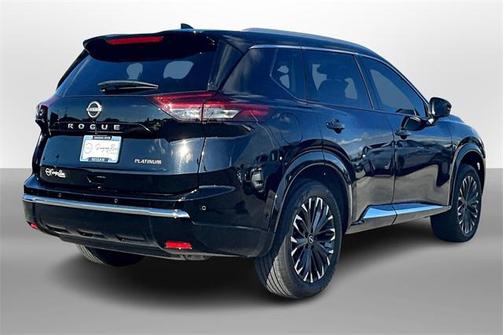 2024 Nissan Rogue Platinum