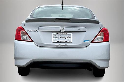 2016 Nissan Versa 1.6 S+